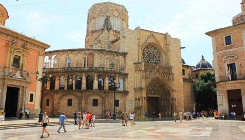 Valencia - Catedral en Plaza de la Virgen